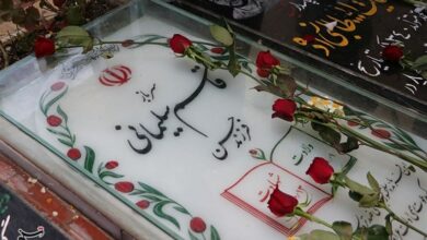 ادای احترام مسئولان خبرگزاری‌های استان کرمان به شهید سلیمانی