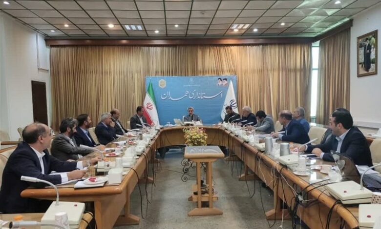 _ارتباط_ _مجموعه_‌_های_ _علمی_- _دانشگاهی_ _به_ _مراکز_ _تولیدی_ _برقرار_ _شود_