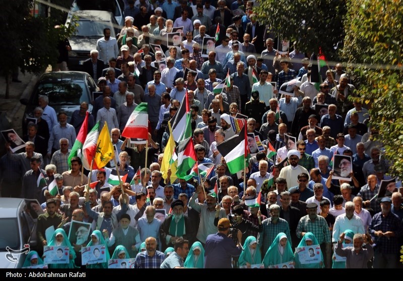 انزجار نمازگزاران همدانی از جنایات وحشیانه اسرائیل + تصاویر