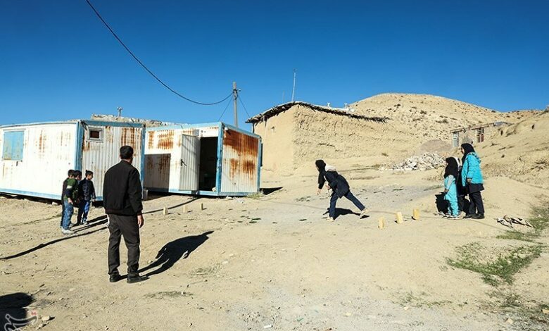 جمع‌آوری برخی از مدارس کانکسی بالای 10 دانش‌آموز در لرستان