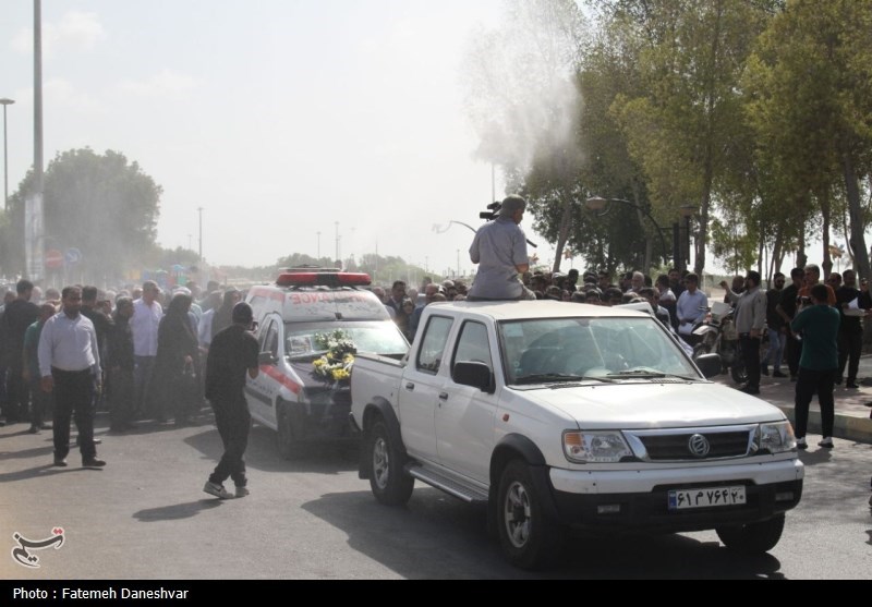 خداحافظی با شاعر دریا استاد 