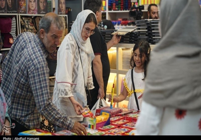 نیاز کودک به قهرمان با قصه و زیست فرهنگ اسلامی ایرانی