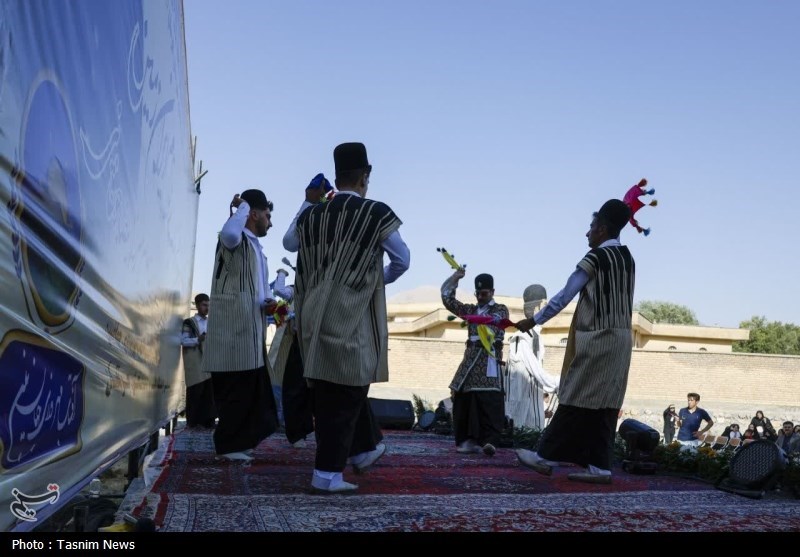 همایش فرهنگ، هنر و ادب اقوام ایران‌زمین برگزار شد+عکس