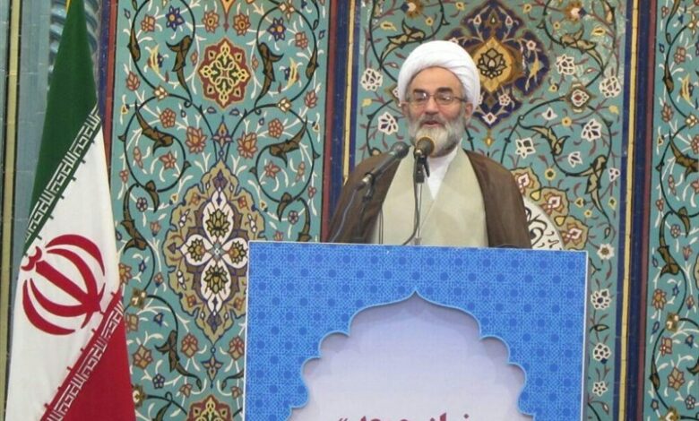 وحدت مسلمین می‌تواند جنایات صهیونیست‌ها را از بین ببرد