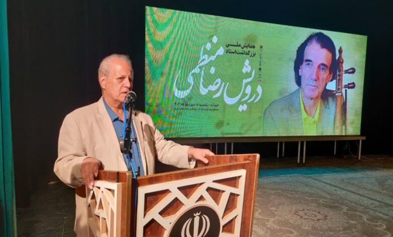 _پیرنیاکان_: _موسیقی_ _ایران_ _در_ _کلام_ «_درویش_‌_رضا_ _منظمی_» _جاری_ _است_