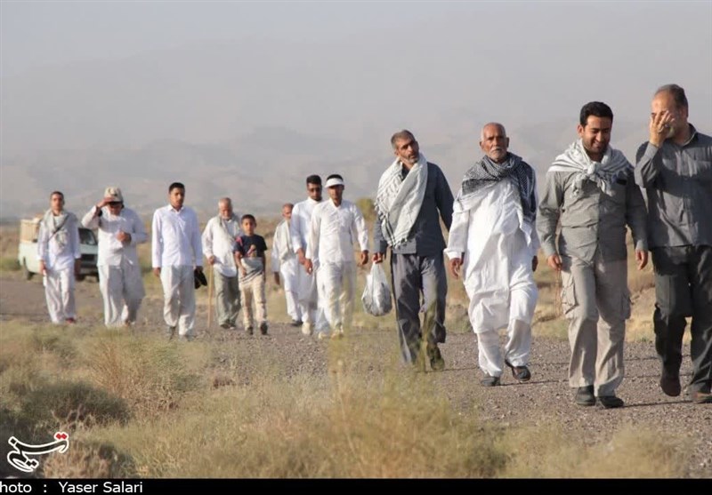 گره‌هایی که ضامن آهو باز کرد؛ معنی جاده عشق در کلام زائران