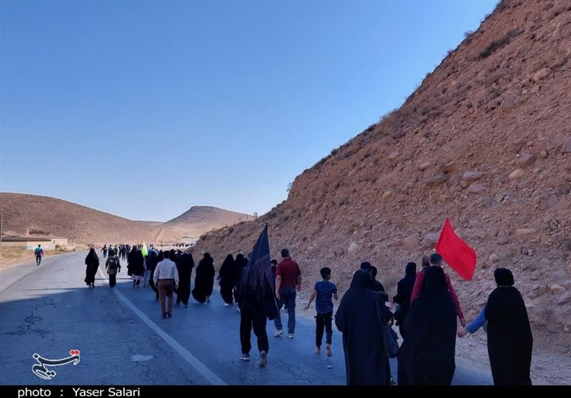 گره‌هایی که ضامن آهو باز کرد؛ معنی جاده عشق در کلام زائران