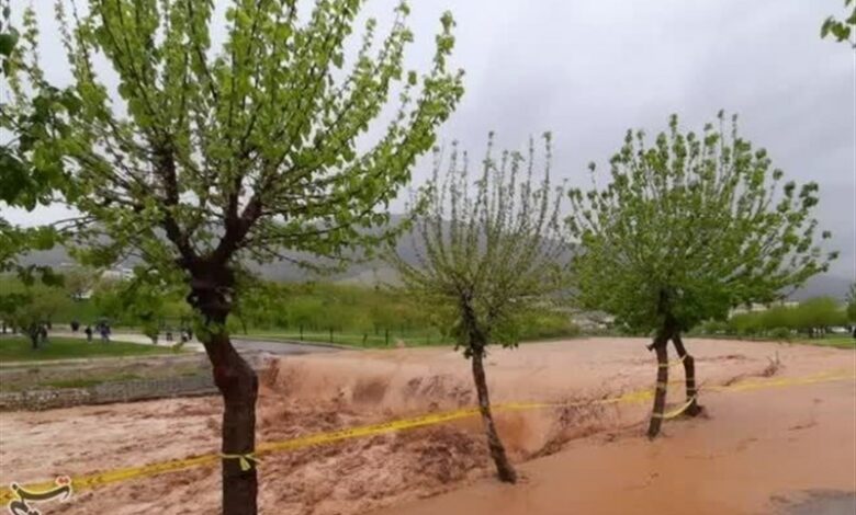 آسمان فارس از عصر امروز بارانی می‌شود