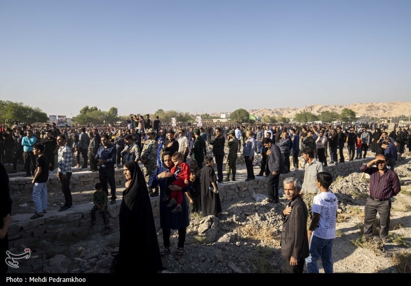 تصاویر تسنیم از تشییع شهدای پدافند ارتش در خوزستان