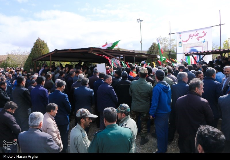 شهید رضا مرادی در خانه ابدی خود آرام گرفت+عکس و فیلم