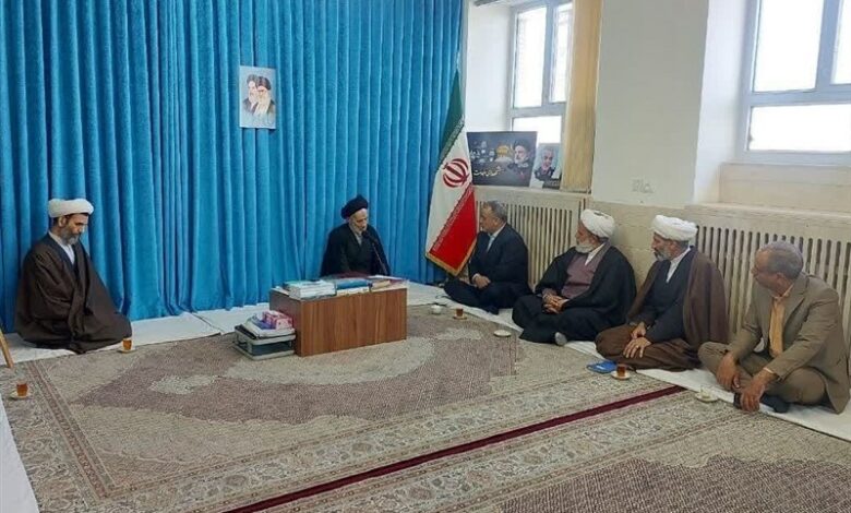 امور مردم به کسی سپرده شود که انگیزه خدمت داشته باشد
