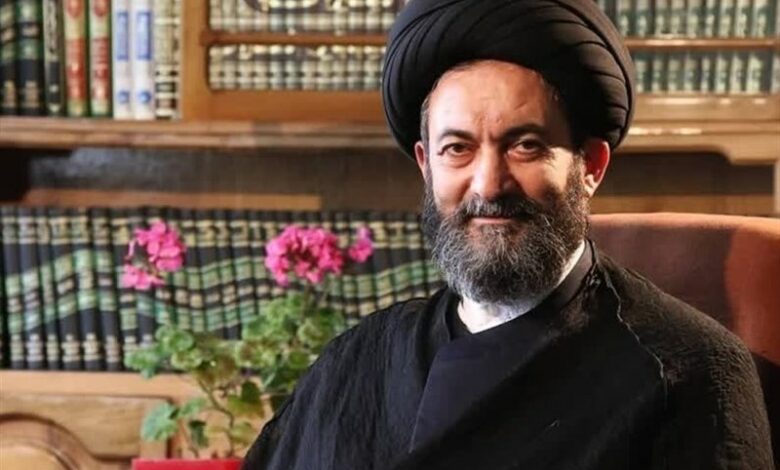 انتقاد امام جمعه اردبیل از برآشفتگی فضای مجازی‌ در کشور