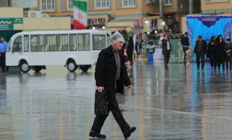 بارش باران قم را در بر می‌گیرد