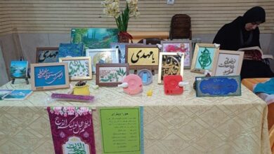 برپایی بازارچه حمایتی بانوان بسیجی تبریز از جبهه مقاومت
