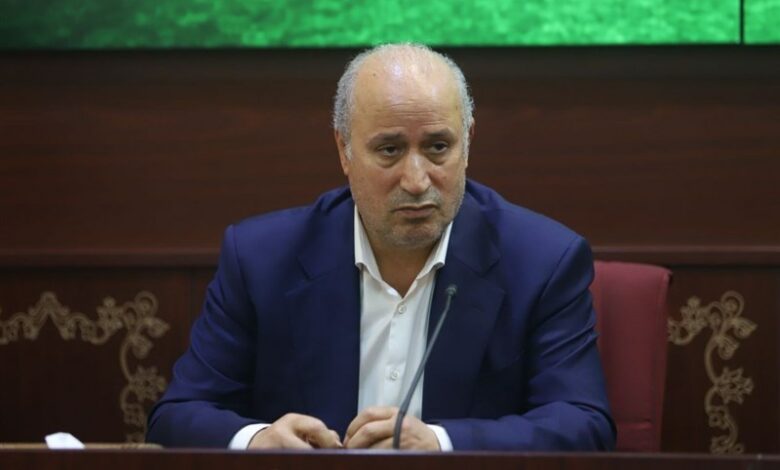 تاج: صنایع خراسان را پای کار فوتبال بیاورید