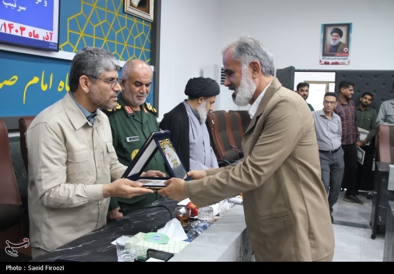 تجلیل از گروه‌های جهادی استان بوشهر+ تصویر