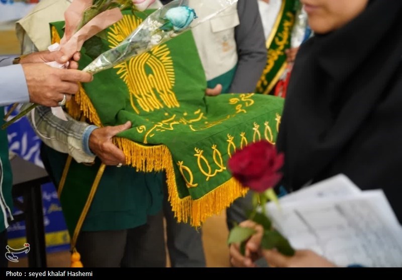 تجلیل خادمیاران رضوی از کادر درمان بوشهر+ تصویر