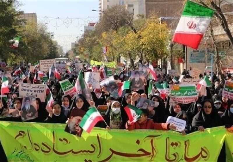 دانشآموزان اردبیلی به خیابانها آمدند