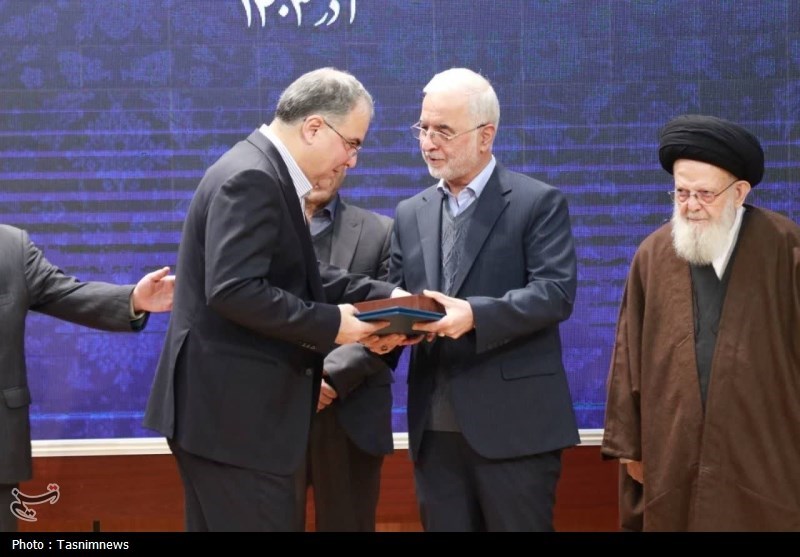 استانداری زنجان , اسکندر مومنی , وزارت کشور جمهوری اسلامی ایران , 