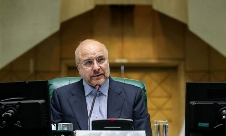 قالیباف روز نیروی دریایی ارتش را گرامی داشت