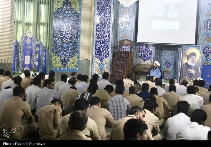 نیروهای مسلح مدافعان ایران و اسلام هستند