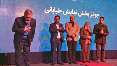 هنرمندان میراث‌دار گنجینه‌های ادبی و فرهنگی کشور هستند