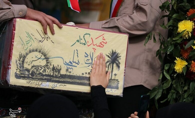 پیکر 10 شهید گمنام وارد کرمان شد