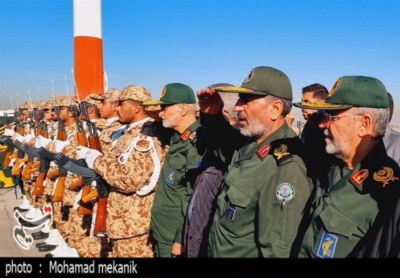 پیکر مطهر 14 شهید گمنام دفاع وارد مشهد شد + فیلم و تصاویر