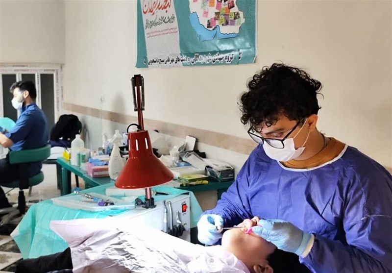 500 لب خندان هدیه روز دانشجوی دانشجویان جهادگر در کرمانشاه
