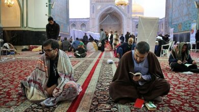 68 درصد از متقاضیان اعتکاف حرم‌رضوی بانوان هستند
