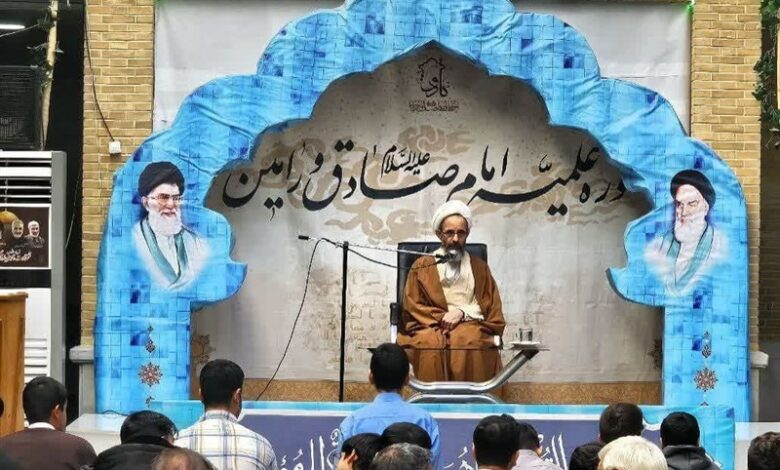 اتحاد و همدلی ملت ایران سد راه نقشه‌ دشمنان است