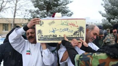 استقبال پرشور مردم یزد از نهمین شهید گمنام