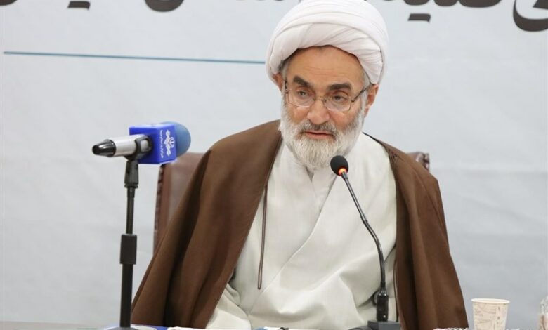 امر به معروف و نهی از منکر موجب کاهش آسیب‌های اجتماعی می‌شود