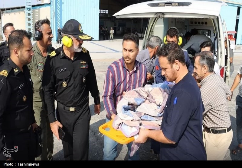 بالگرد نیروی دریایی ارتش نجات‌بخش مصدومان حادثه رانندگی