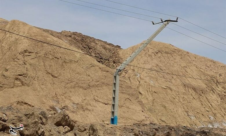 برق‌رسانی به روستاهای محروم و سخت‌گذر دلفان