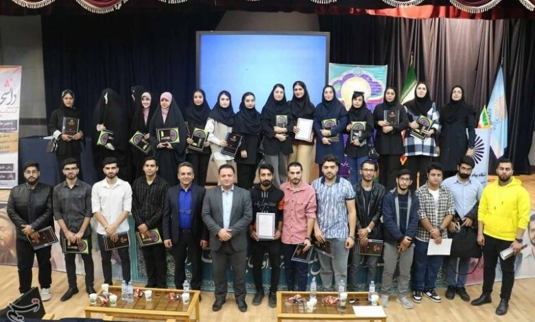 برگزاری مراسم گرامیداشت روز دانشجو در دانشگاه پیام نور بوشهر