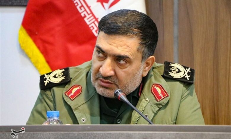 بصیرت و مقاومت سلاح اصلی ملت‌ها در برابر دشمنان است