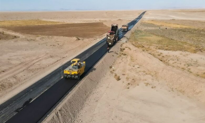 بهره‌برداری از محور جیرفت ـ سه‌راهی بم تا شهریور سال آینده