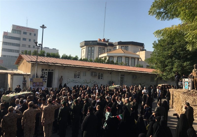 بوشهری‌ها در تشییع شهدای گمنام سنگ تمام گذاشتند+تصاویر
