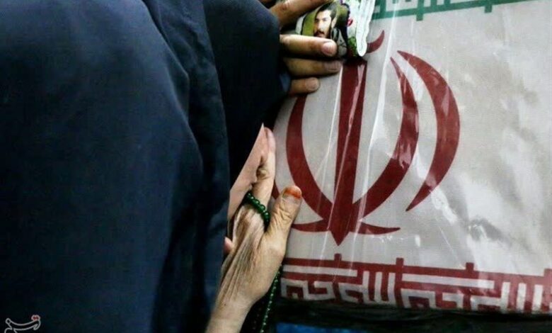 بی‌نشان به‌رسم بقیع/ موکب‌های فاطمی در میان شهدای گمنام