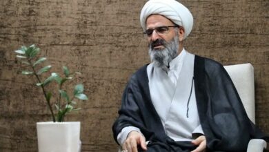 تاکید امام جمعه سمنان بر گره‌گشایی از کار مردم