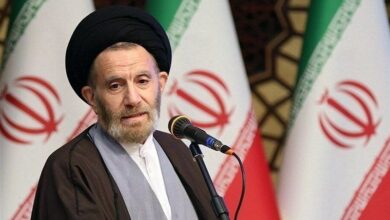 تذکر امام جمعه خرم‌آباد برای جبران عقب‌ماندگی‌های لرستان‌