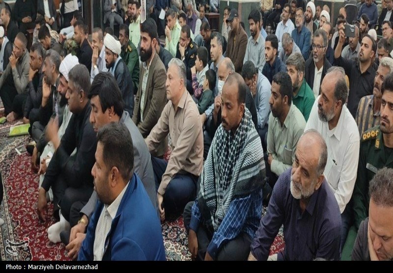 تشییع باشکوه پیکر مطهر شهید مدافع امنیت در بندرلنگه+تصاویر
