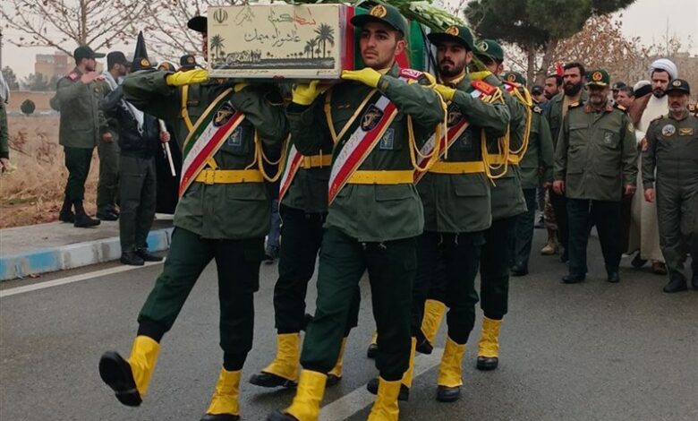 تشییع شهید گمنام در مرکز آموزش عالی هوانوردی سپاه + تصاویر