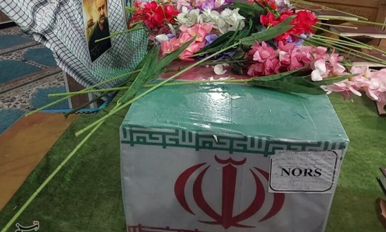 _تشییع_ _و_ _تدفین_ _شهید_ _گمنام_ _در_ _پایانه_ _برکت_ _در_ _مرز_ _مهران_