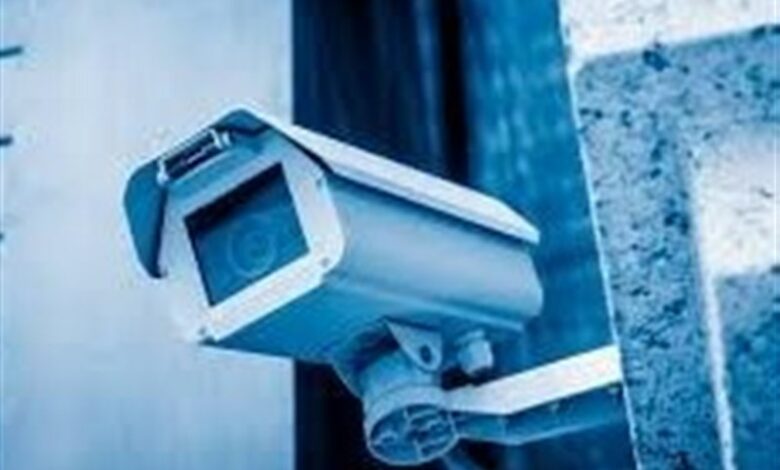 ثبت تخلفات خودروهای ساکن قم با دوربین‌های نظارتی