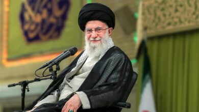 جمعی از مداحان اهل بیت با رهبر انقلاب دیدار می‌کنند