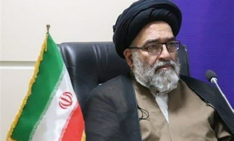 حمایت از زنان سرپرست خانوار ورامینی در هفته زن