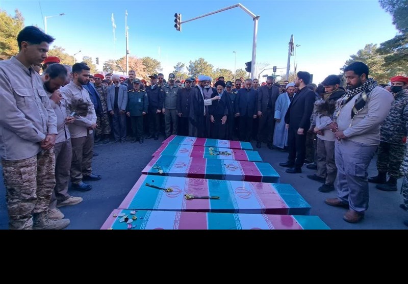 خانواده‌هایی که ‌دنبال ‌نشانی از شهیدانشان‌ بودند + فیلم