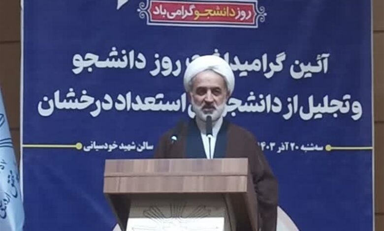 دانشجو و استادی را زندانی نکردیم